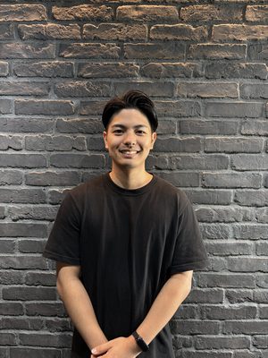 新城和奏トレーナー