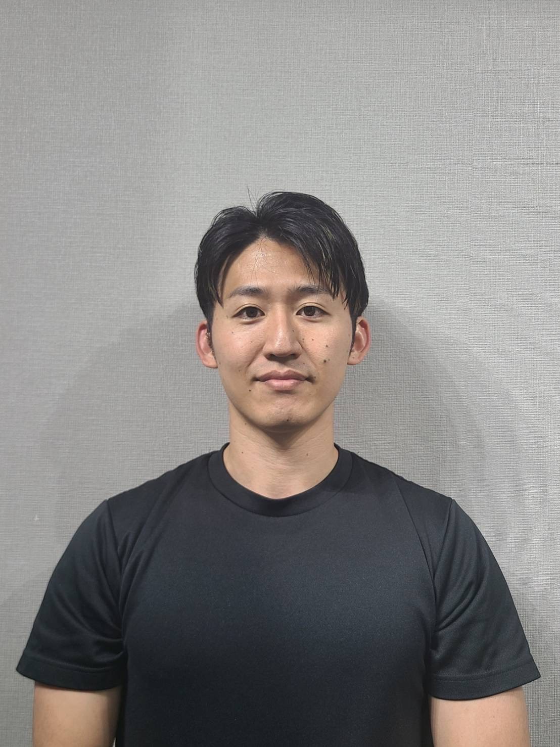 パーソナルトレーナー 岡本 将直